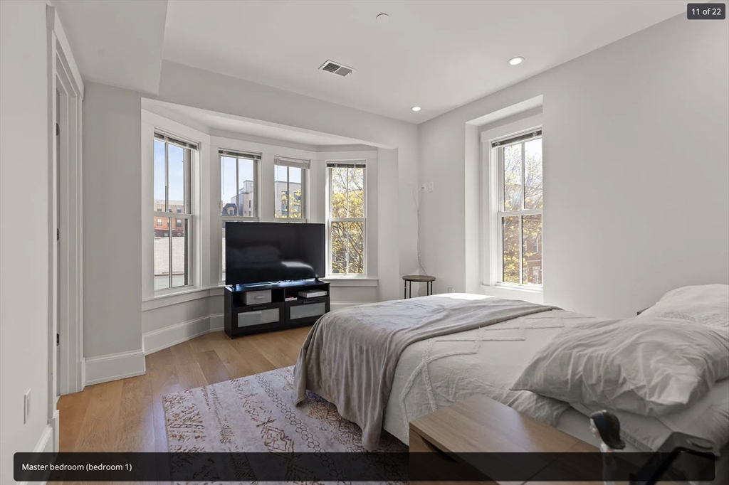 3 bed, 2 bath apartment for rent at 447 W 4th St Unit 2, South Boston — photo 12 of 22