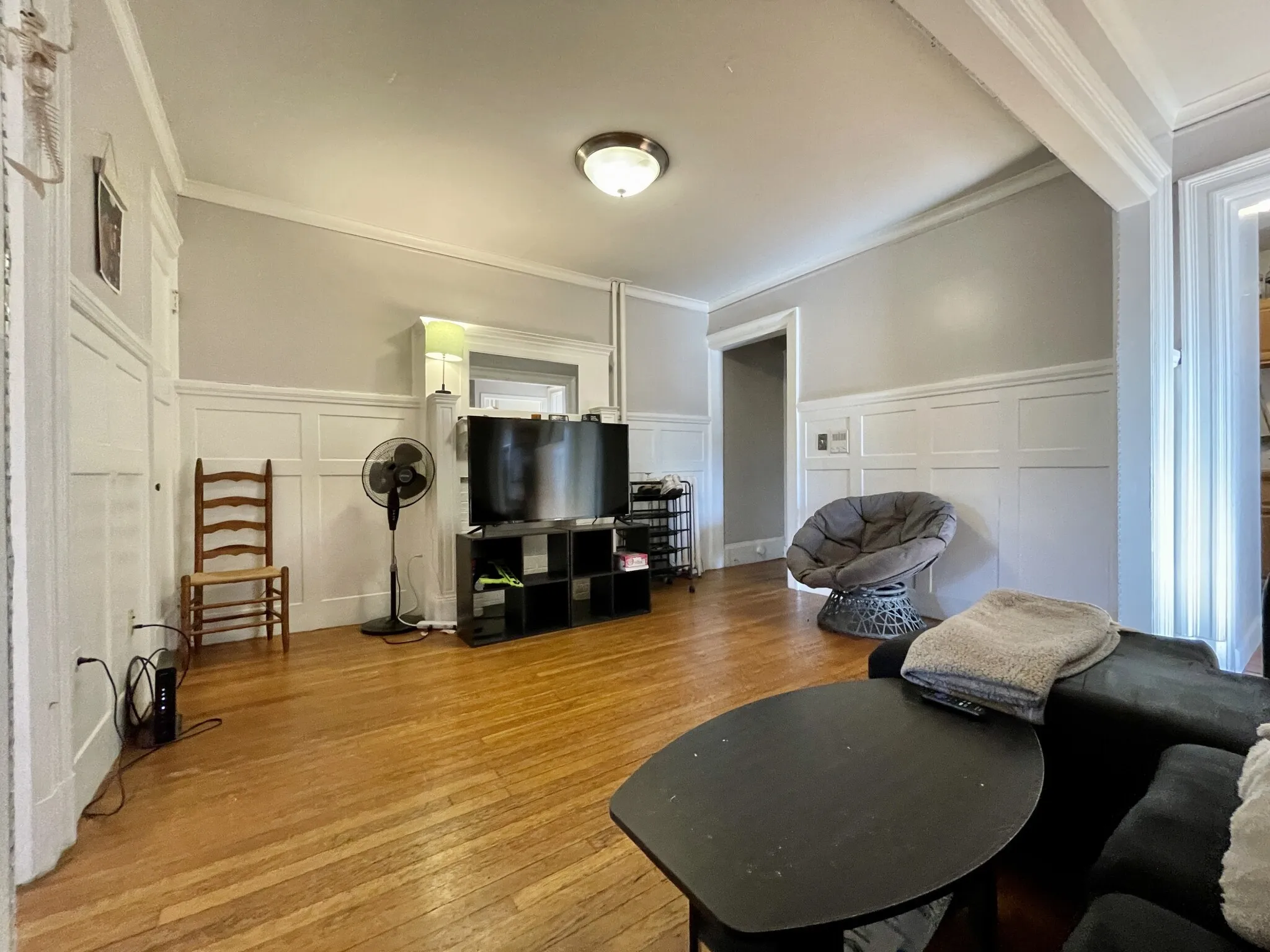 3 bed, 1 bath apartment for rent at 448 Park Dr Unit 10, Fenway — photo 4 of 84