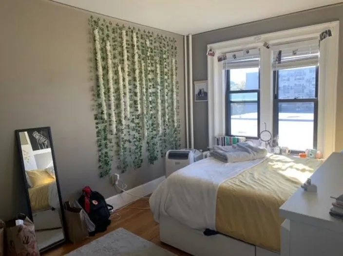 3 bed, 1 bath apartment for rent at 448 Park Dr Unit 10, Fenway — photo 37 of 84