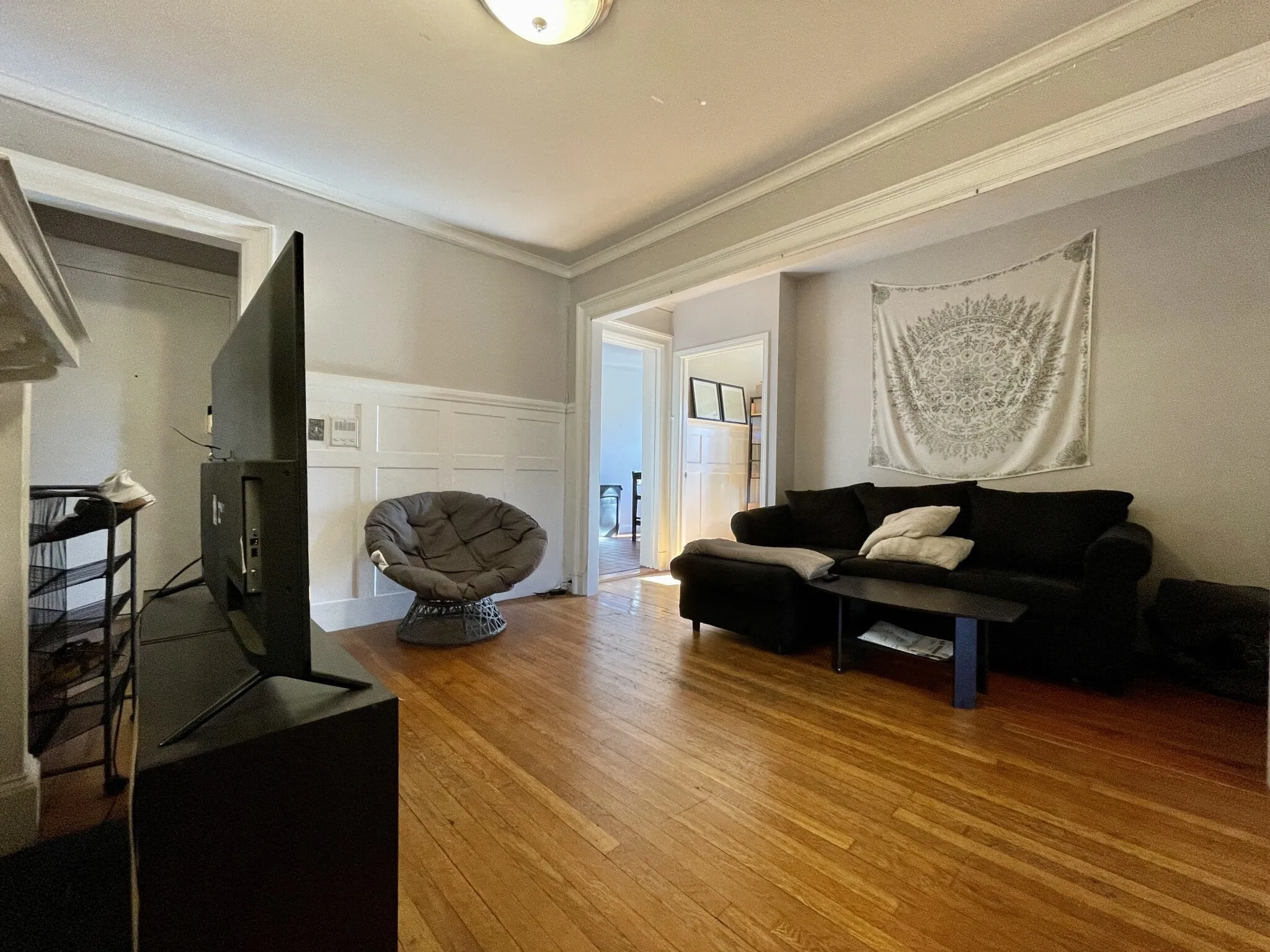 3 bed, 1 bath apartment for rent at 448 Park Dr Unit 10, Fenway — photo 2 of 84