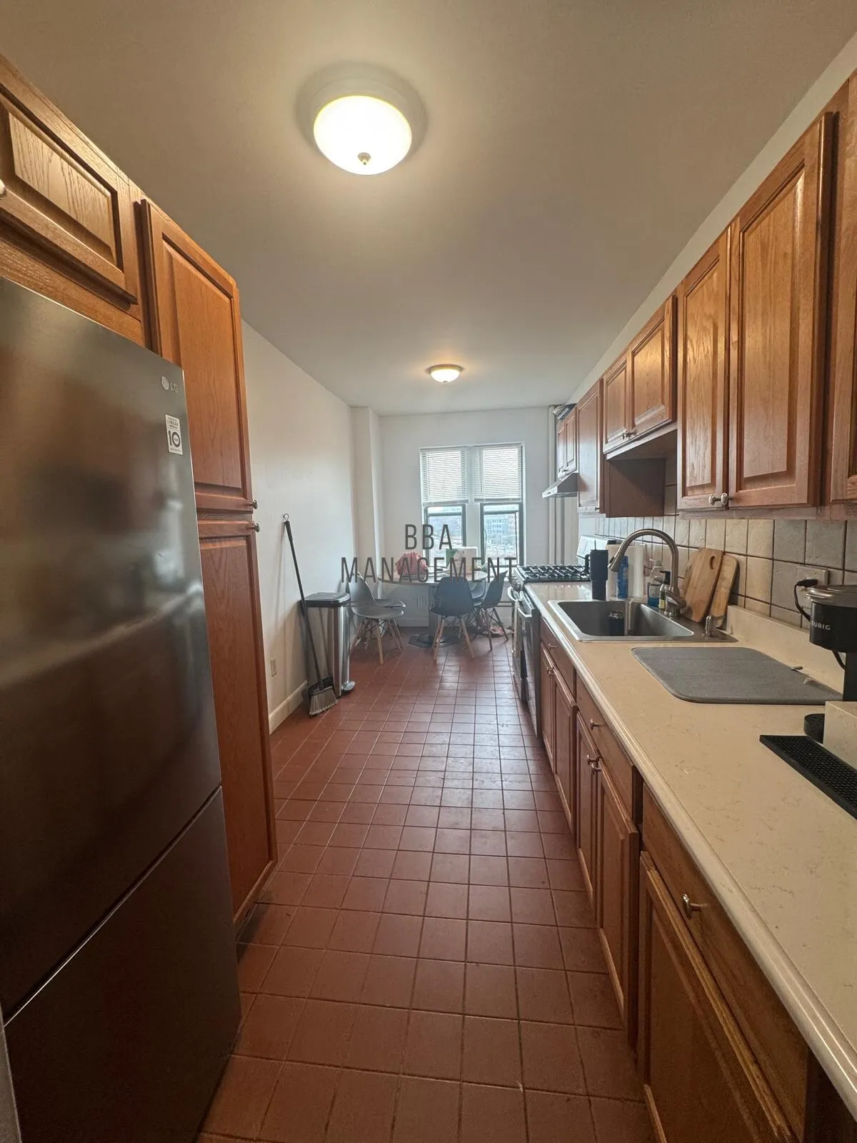 3 bed, 1 bath apartment for rent at 448 Park Dr Unit 13, Fenway — photo 15 of 42