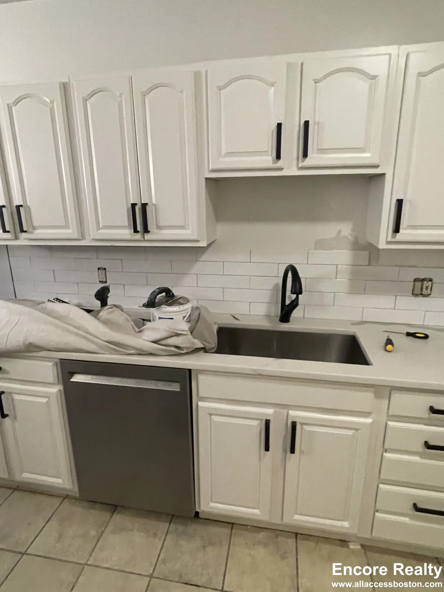 4 bed, 2 bath apartment for rent at 448 Park Dr Unit 1W, Fenway — photo 16 of 68