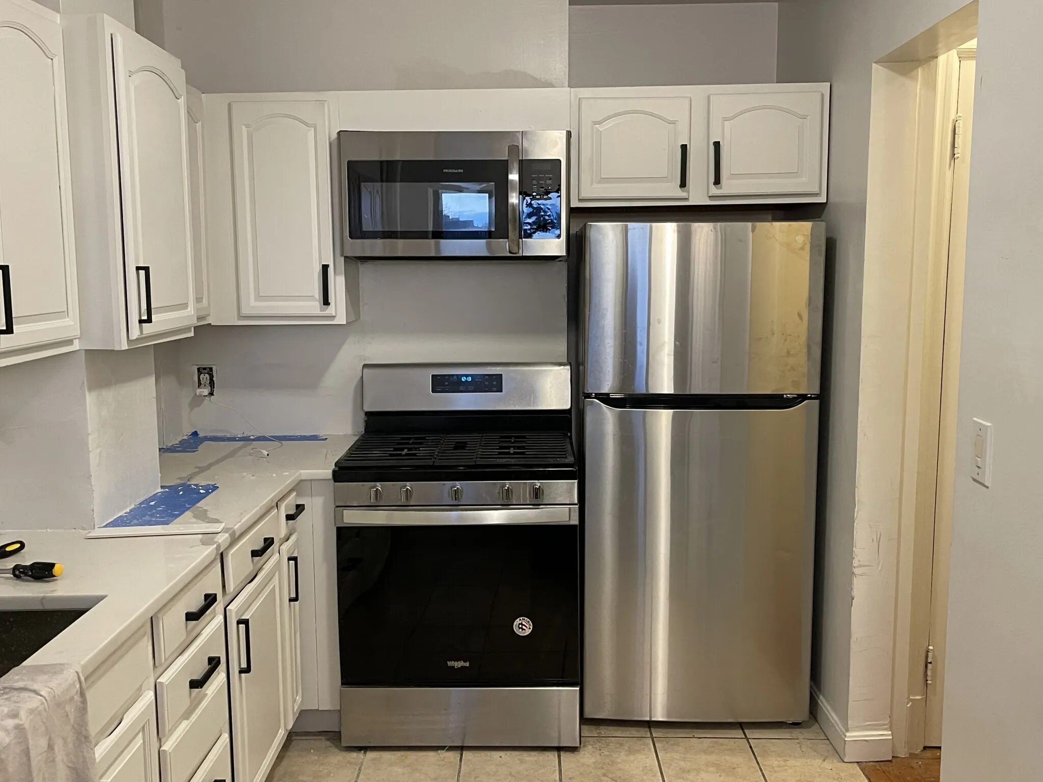 4 bed, 2 bath apartment for rent at 448 Park Dr Unit 1W, Fenway — photo 38 of 68