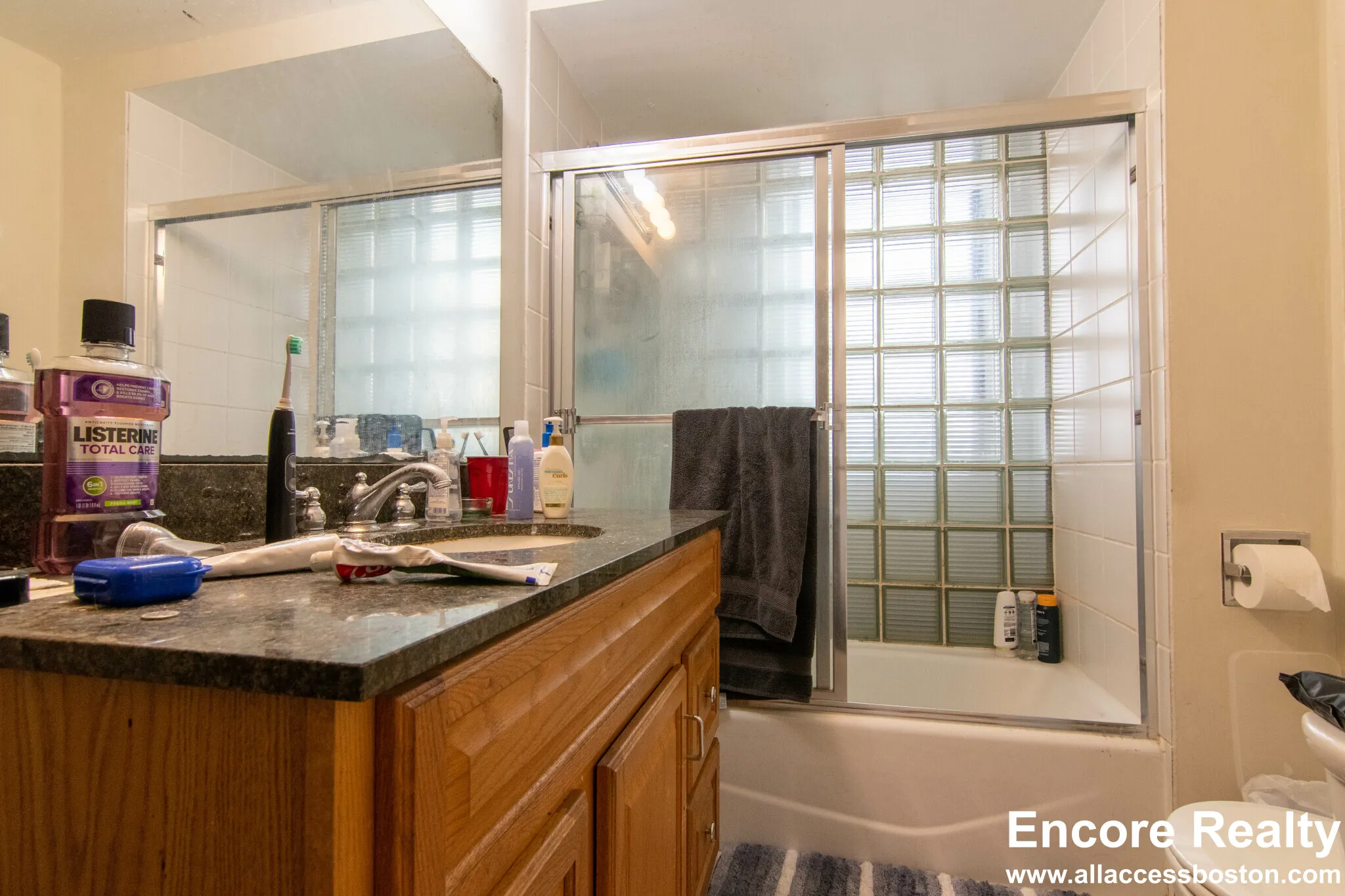 4 bed, 2 bath apartment for rent at 448 Park Dr Unit 1W, Fenway — photo 22 of 68