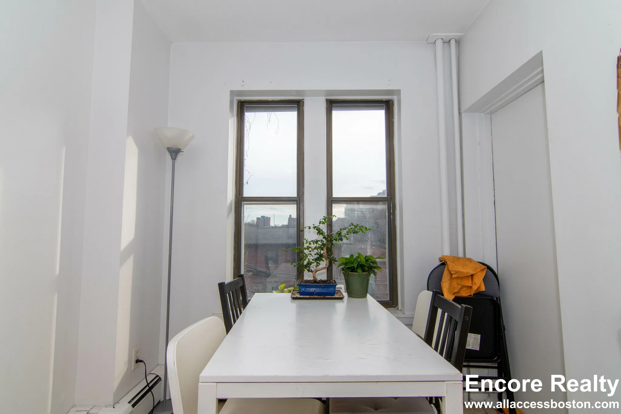 4 bed, 2 bath apartment for rent at 448 Park Dr Unit 1W, Fenway — photo 26 of 68