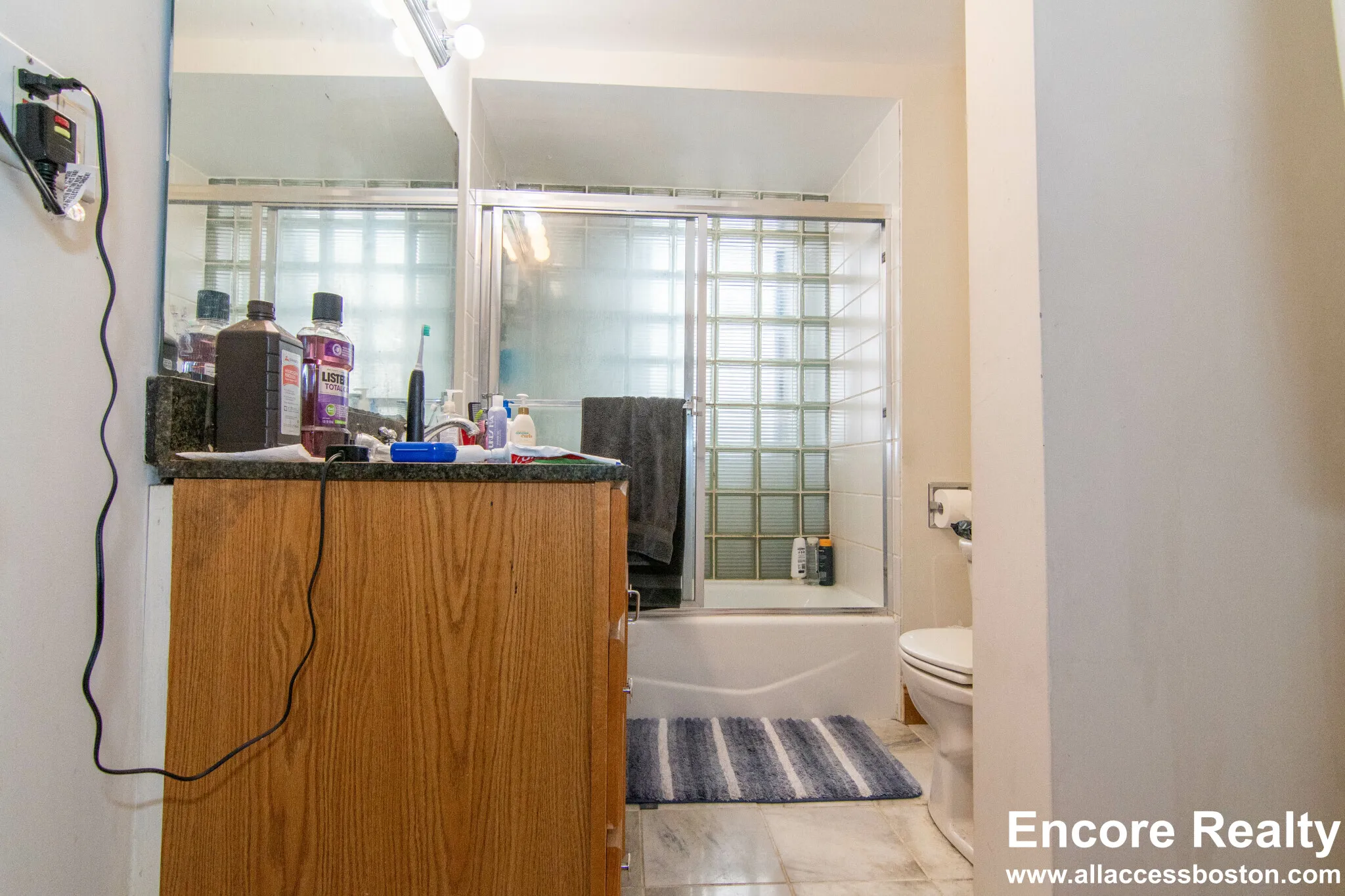4 bed, 2 bath apartment for rent at 448 Park Dr Unit 1W, Fenway — photo 21 of 68
