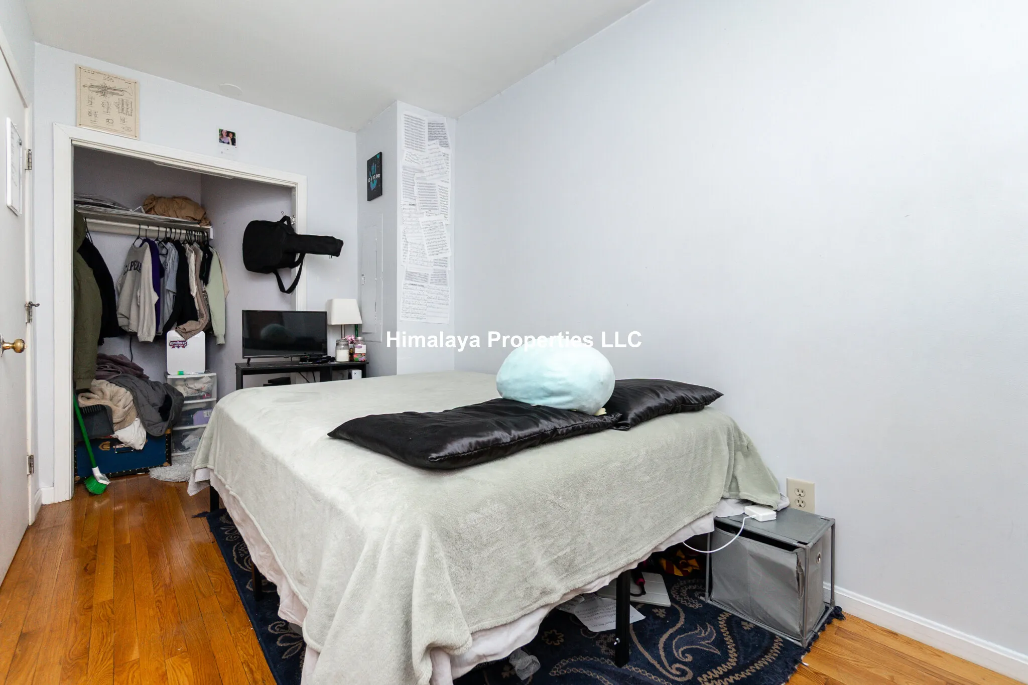 5 bed, 2 bath apartment for rent at 448 Park Dr Unit 4, Fenway — photo 18 of 34