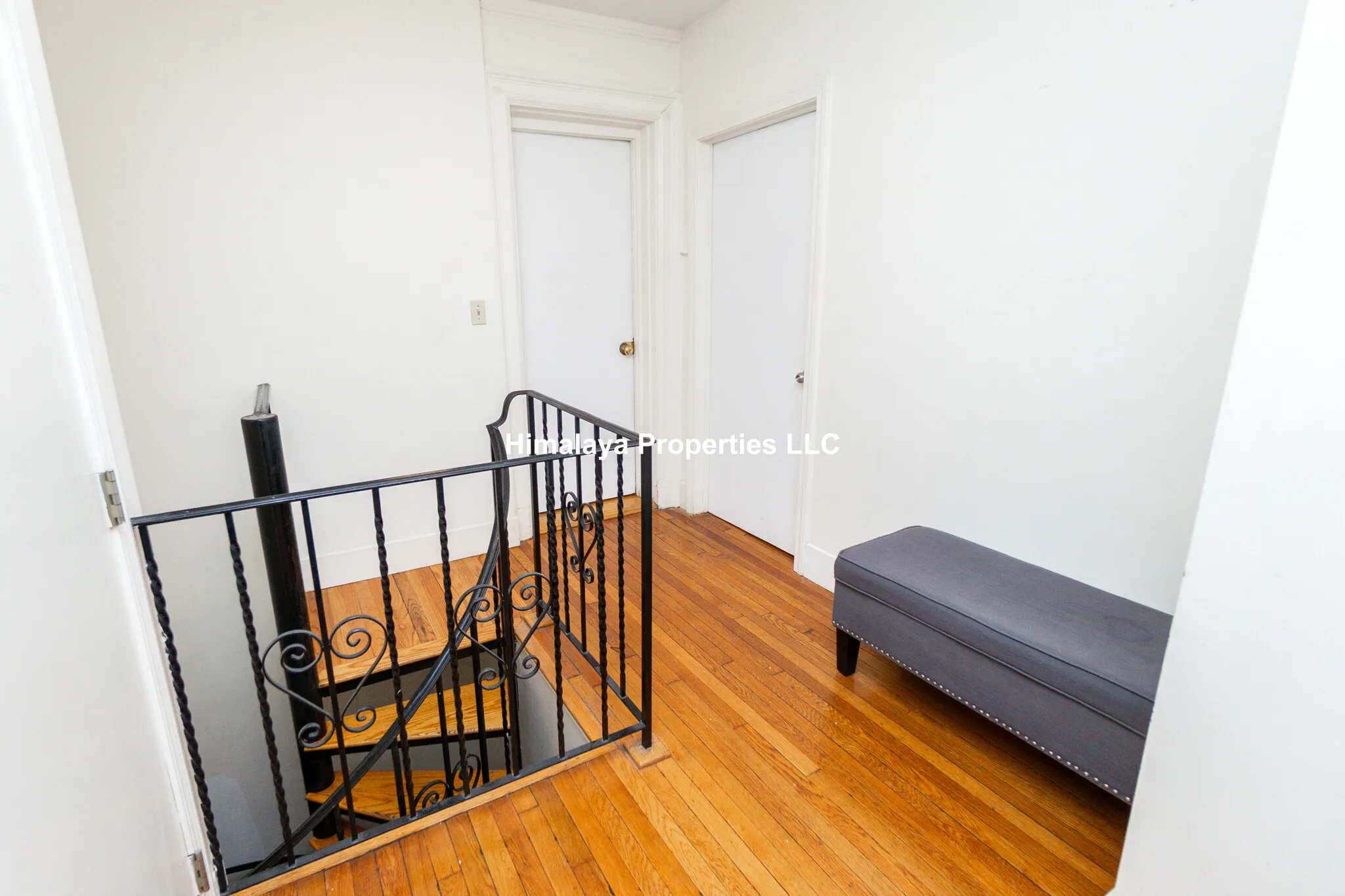 5 bed, 2 bath apartment for rent at 448 Park Dr Unit 4, Fenway — photo 7 of 34