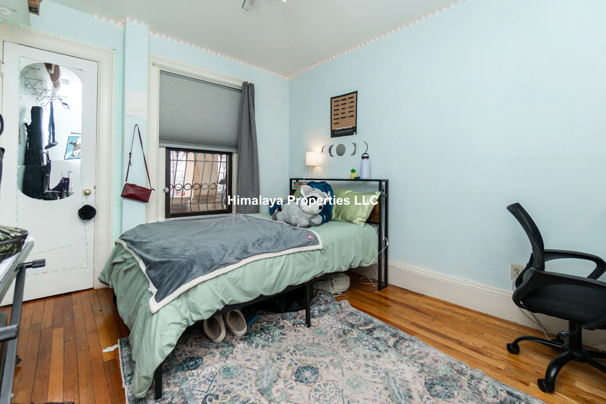 5 bed, 2 bath apartment for rent at 448 Park Dr Unit 4, Fenway — photo 14 of 34