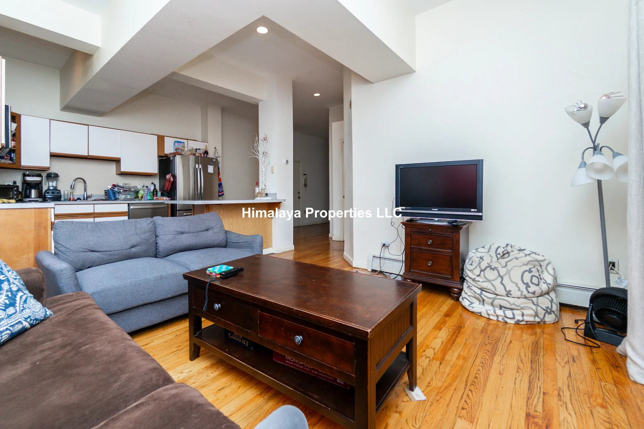 5 bed, 2 bath apartment for rent at 448 Park Dr Unit 4, Fenway — photo 2 of 34