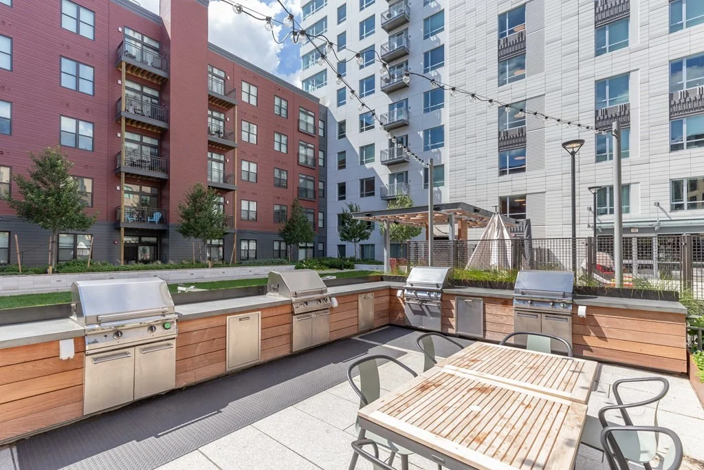 Studio bed, 1 bath apartment for rent at 449 Canal St Unit 810, Assembly Square — photo 11 of 13