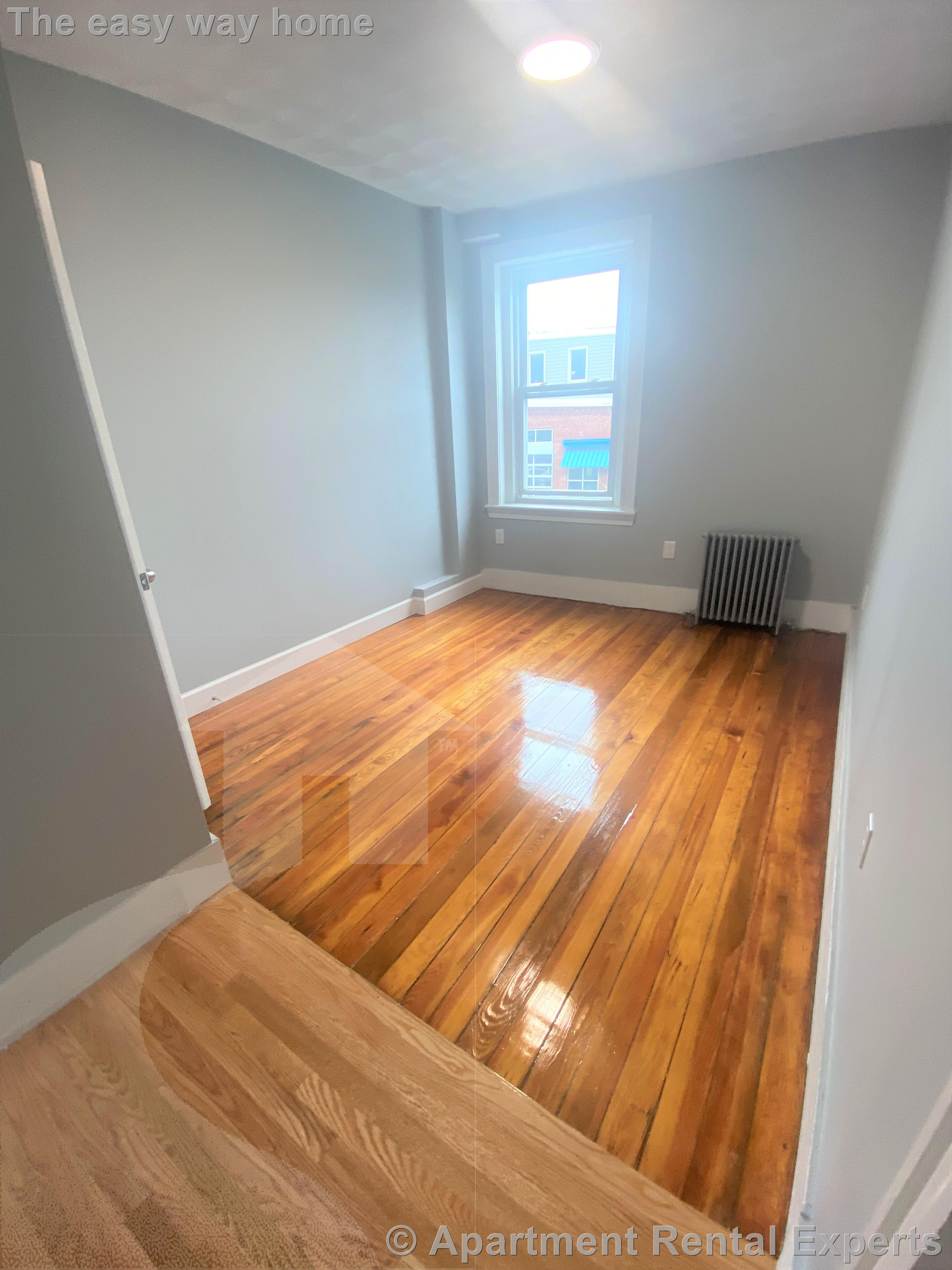4 bed, 1 bath apartment for rent at 449 Somerville Ave Unit 2, Porter Square — photo 5 of 13
