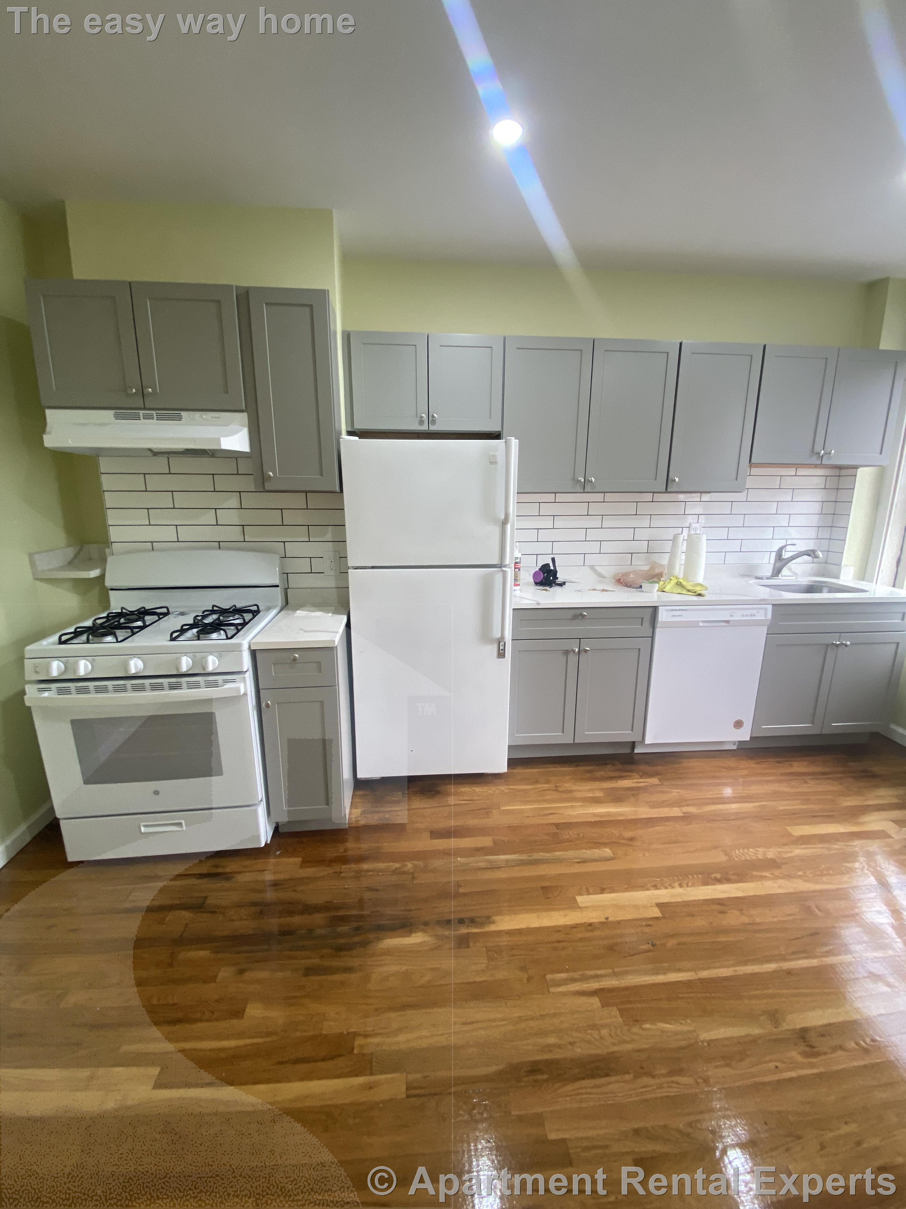 4 bed, 1 bath apartment for rent at 449 Somerville Ave Unit 2, Porter Square — photo 2 of 13