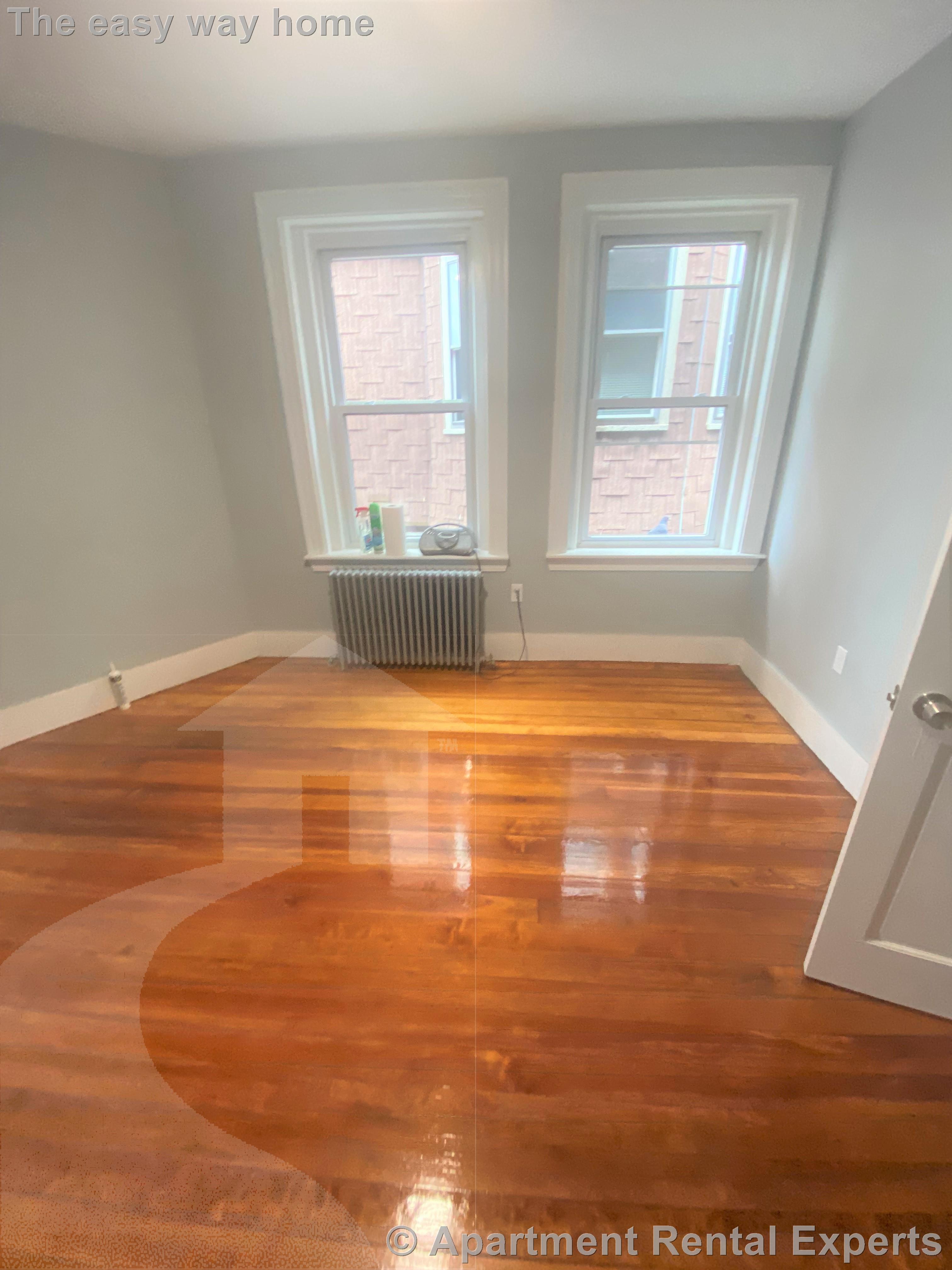 4 bed, 1 bath apartment for rent at 449 Somerville Ave Unit 2, Porter Square — photo 8 of 13