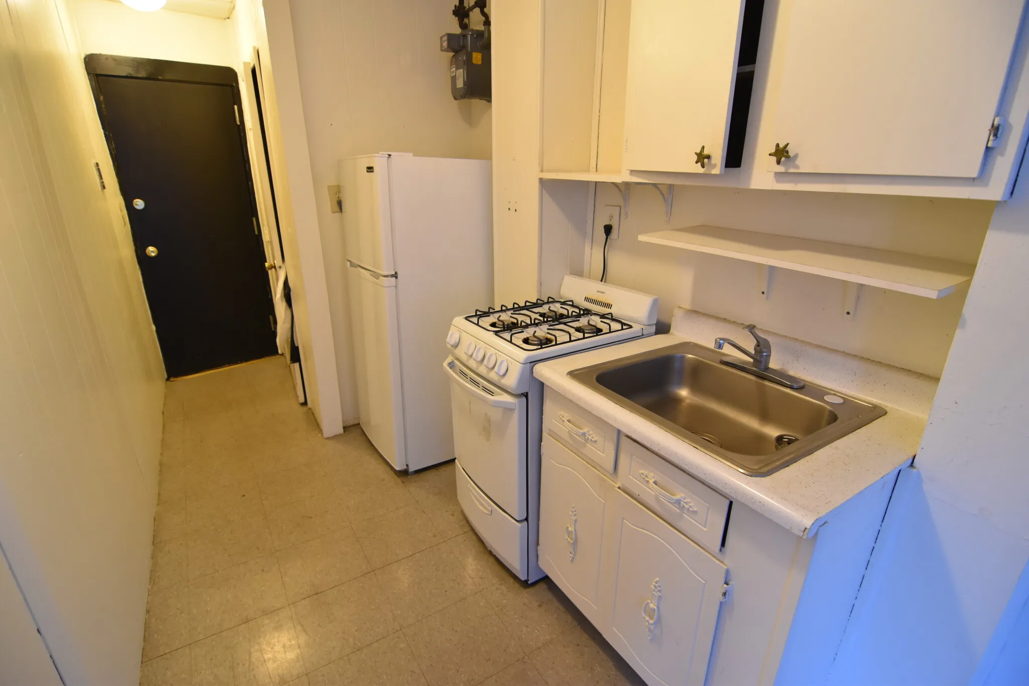 1 bed, 1 bath apartment for rent at 44A Joy St Unit 6, Beacon Hill — photo 1 of 10