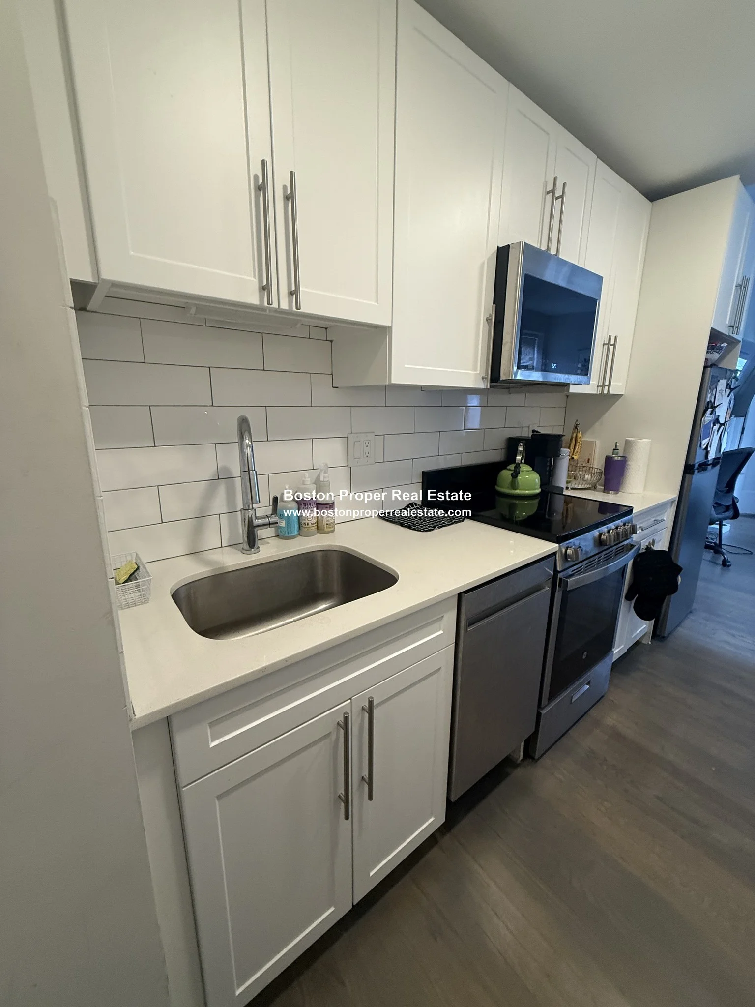 1 bed, 1 bath apartment for rent at 44A Joy St Unit 8, Beacon Hill
