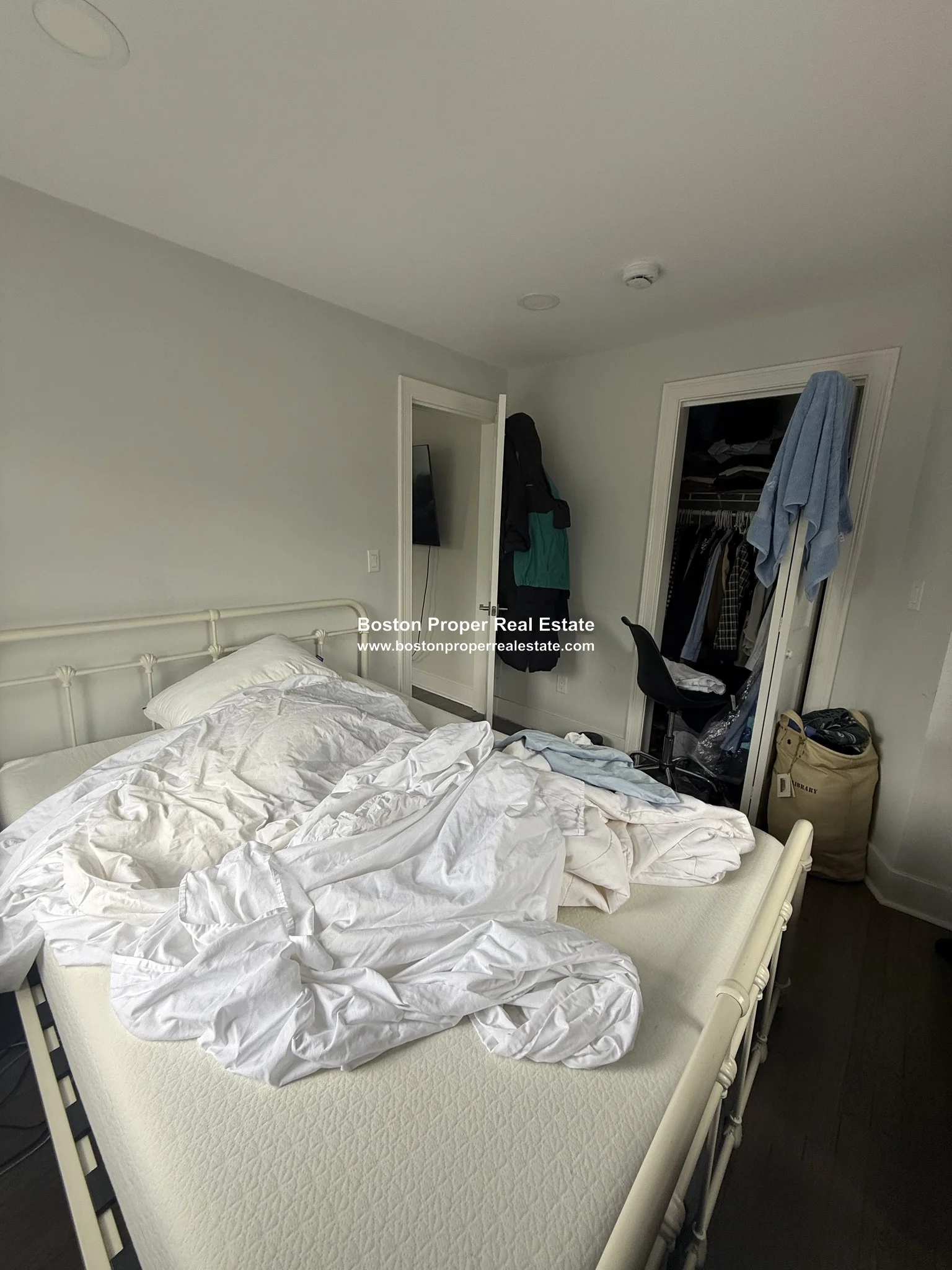 1 bed, 1 bath apartment for rent at 44A Joy St Unit 8, Beacon Hill — photo 11 of 14