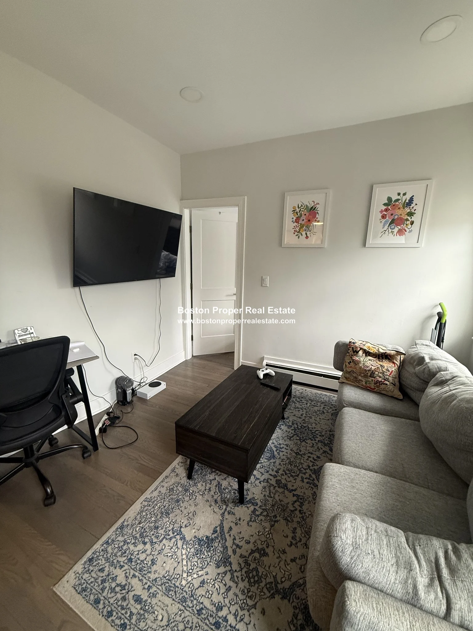 1 bed, 1 bath apartment for rent at 44A Joy St Unit 8, Beacon Hill — photo 7 of 14