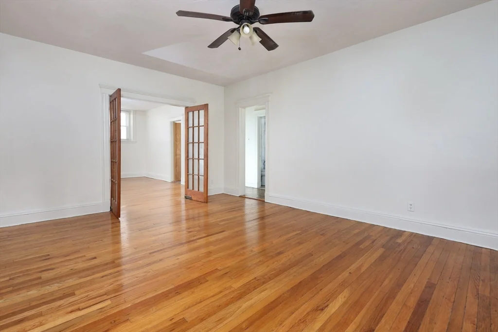 1 bed, 1 bath apartment for rent at 44A Saint Paul St Unit B, Coolidge Corner — photo 2 of 6