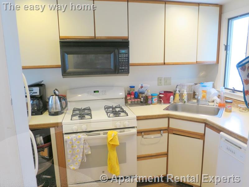 3 bed, 2 bath apartment for rent at 44A Union St, Kendall Square — photo 2 of 22