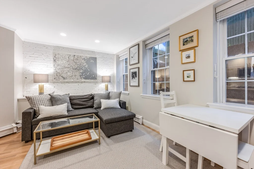 1 bed, 1 bath apartment for rent at 45 1/2 Garden St Unit 45H, Beacon Hill — photo 8 of 24