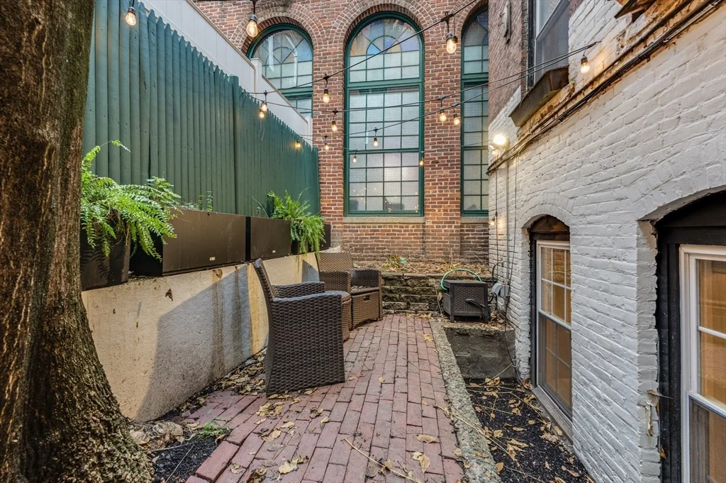 1 bed, 1 bath apartment for rent at 45 1/2 Garden St Unit 45H, Beacon Hill — photo 20 of 24