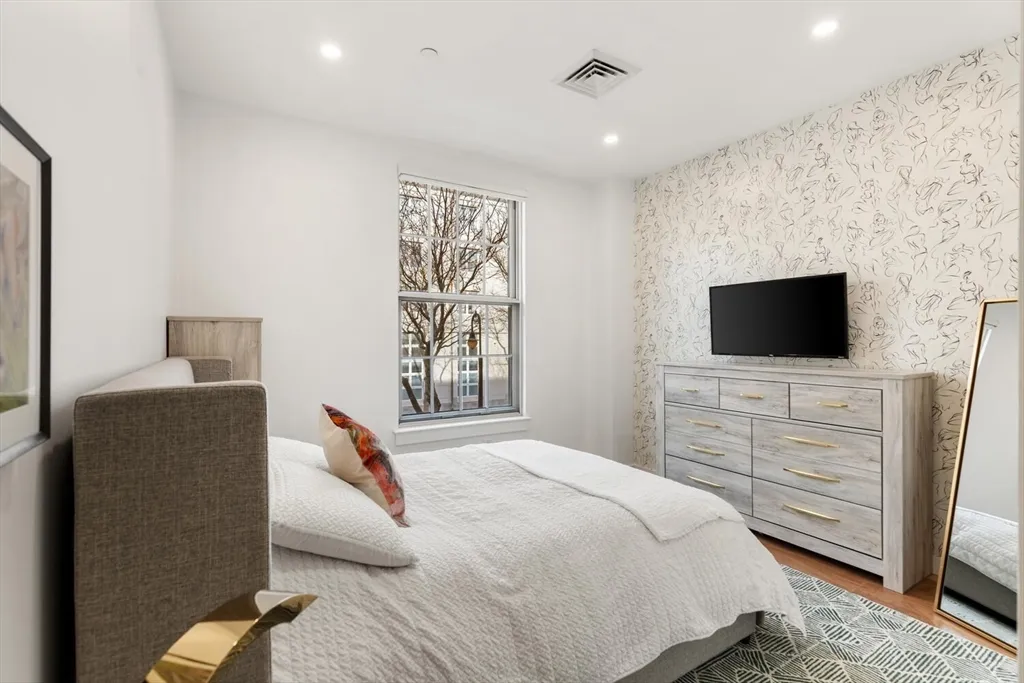 2 bed, 1 bath apartment for rent at 45 1st Ave Unit 202, Charlestown — photo 5 of 16