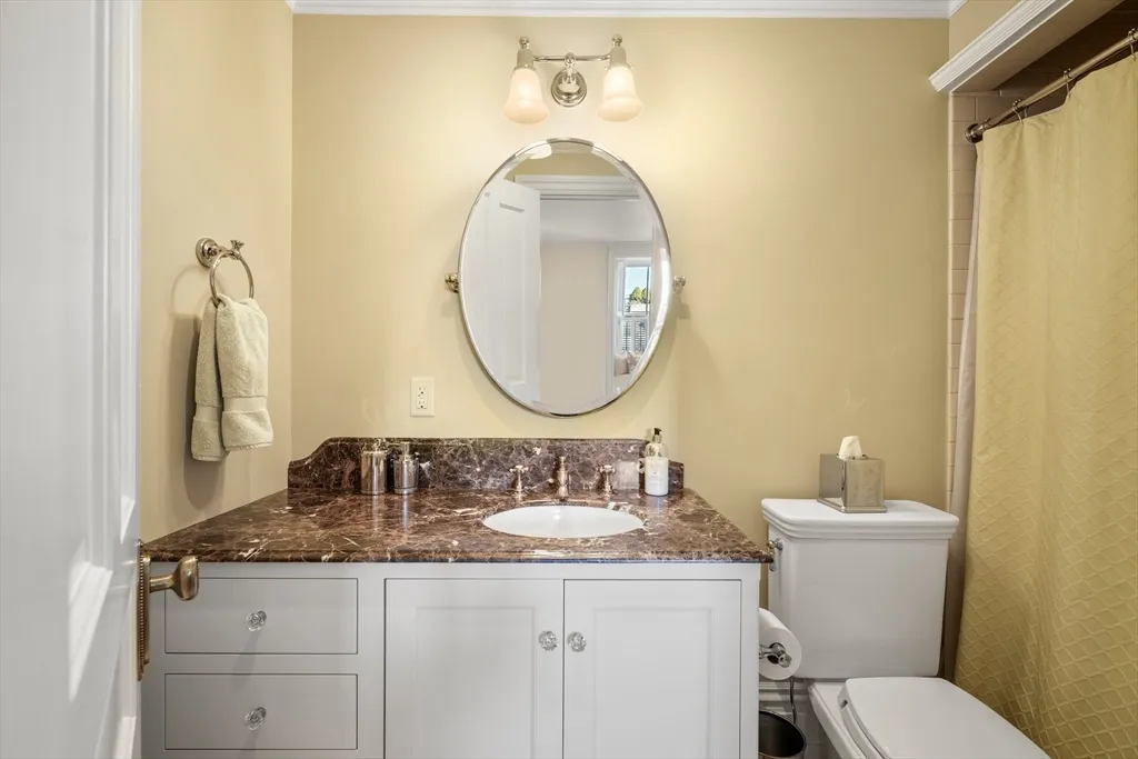 2 bed, 2 bath apartment for rent at 45-47 Commonwealth Ave Unit 5, Back Bay — photo 18 of 19