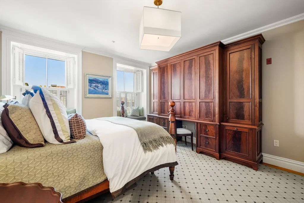 2 bed, 2 bath apartment for rent at 45-47 Commonwealth Ave Unit 5, Back Bay — photo 14 of 19