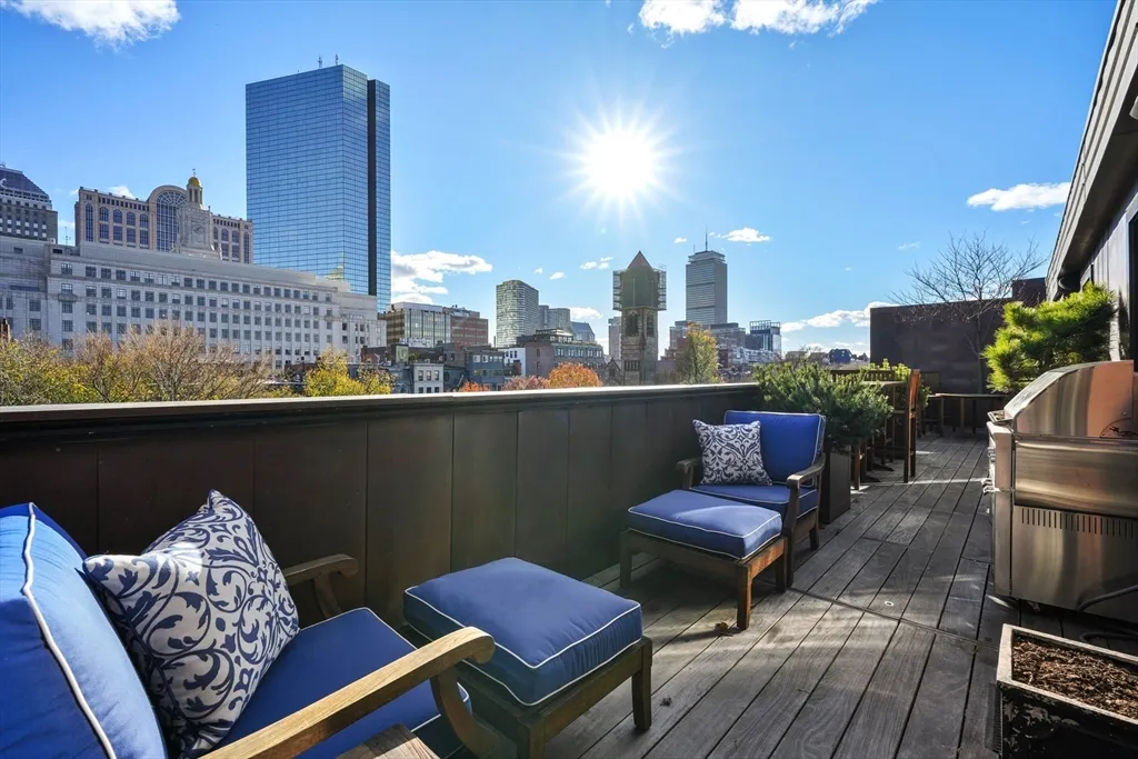 2 bed, 2 bath apartment for rent at 45-47 Commonwealth Ave Unit 5, Back Bay — photo 11 of 19