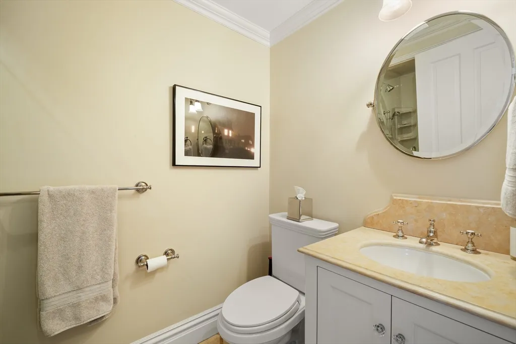 2 bed, 2 bath apartment for rent at 45-47 Commonwealth Ave Unit 5, Back Bay — photo 15 of 19