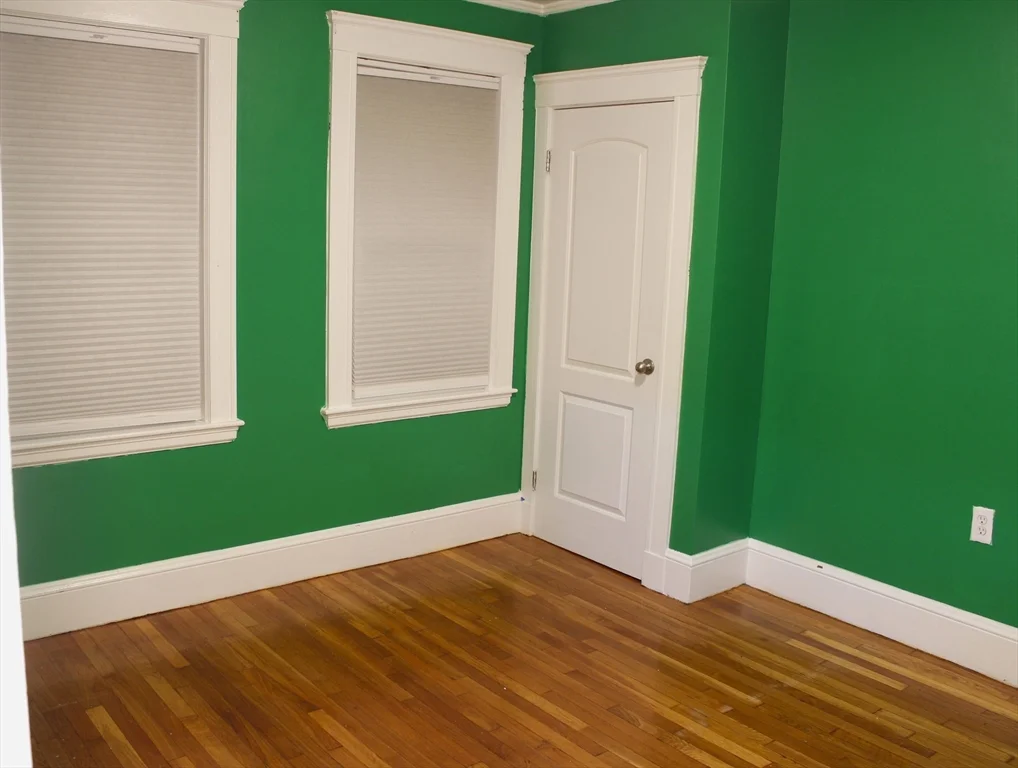 3 bed, 1 bath apartment for rent at 45-47 Coolidge Rd Unit 2, Allston — photo 3 of 11
