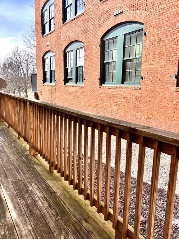 3 bed, 2 bath apartment for rent at 45-51 Liberty Unit 45, Lynn — photo 7 of 11