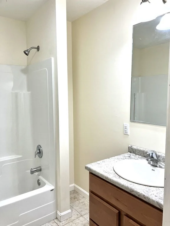 3 bed, 2 bath apartment for rent at 45-51 Liberty Unit 45, Lynn — photo 11 of 11