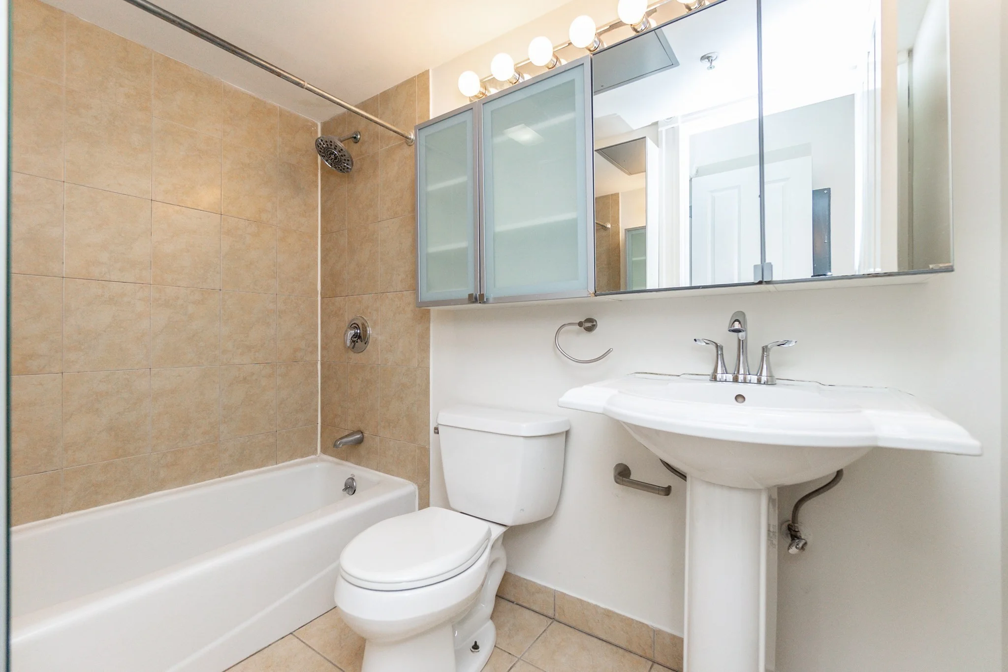1 bed, 1 bath apartment for rent at 45-55 W Broadway Unit 208, South Boston — photo 14 of 17