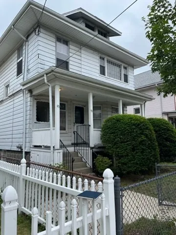 2 bed, 1 bath apartment for rent at 45 Alexander Ave Unit 2, Medford