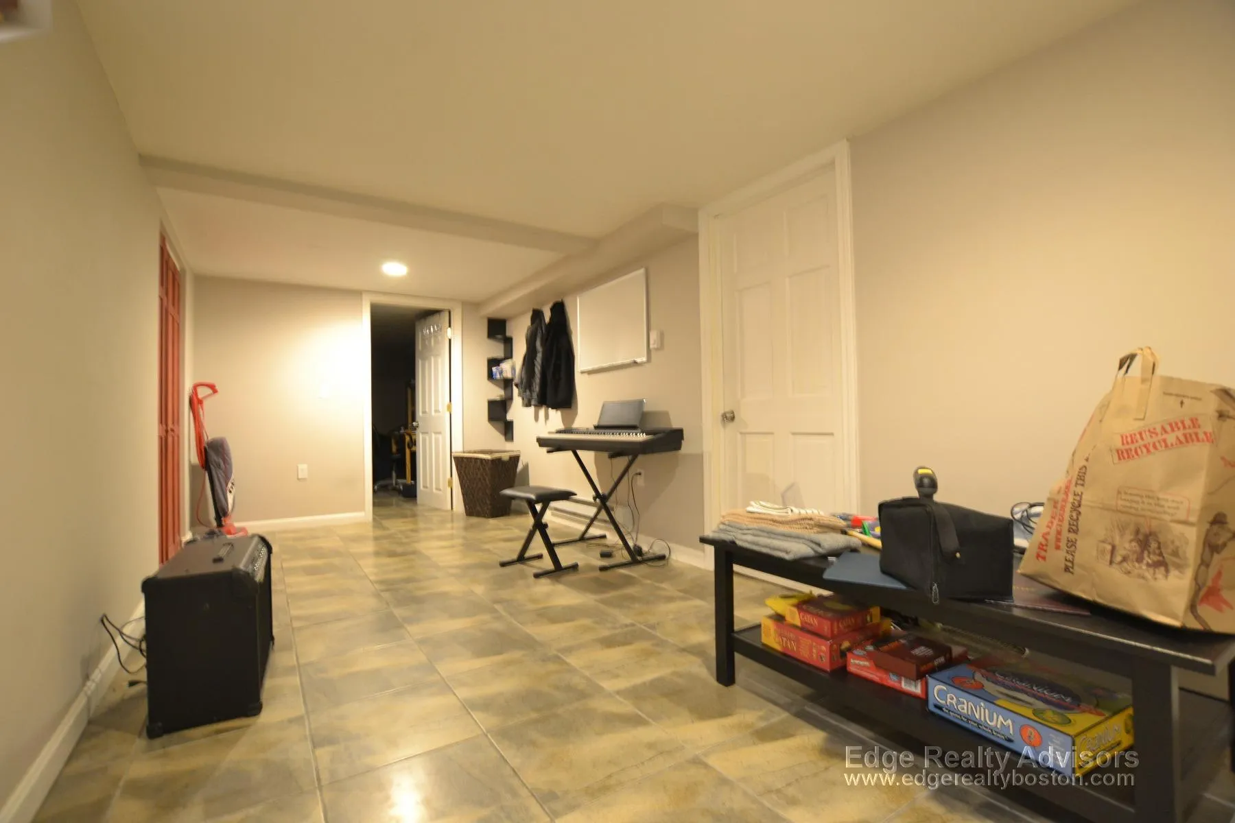 4 bed, 2 bath apartment for rent at 45 Allston St Unit 2, Allston — photo 8 of 9