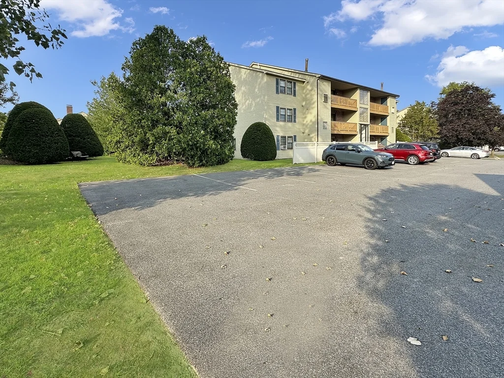 2 bed, 1 bath apartment for rent at 45 Apache Way Unit 45, Tewksbury — photo 11 of 11