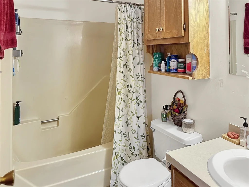 2 bed, 1 bath apartment for rent at 45 Apache Way Unit 45, Tewksbury — photo 8 of 11