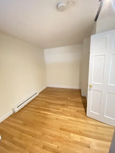 3 bed, 1 bath apartment for rent at 45 Ashford St Unit 1, Allston — photo 6 of 7