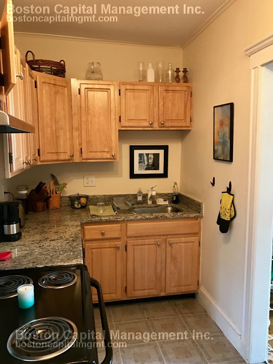 2 bed, 1 bath apartment for rent at 45 Ashford St Unit 12A, Allston — photo 4 of 7