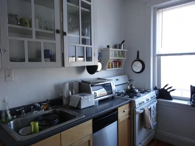 1 bed, 1 bath apartment for rent at 45 Ashford St Unit 18, Allston — photo 2 of 12