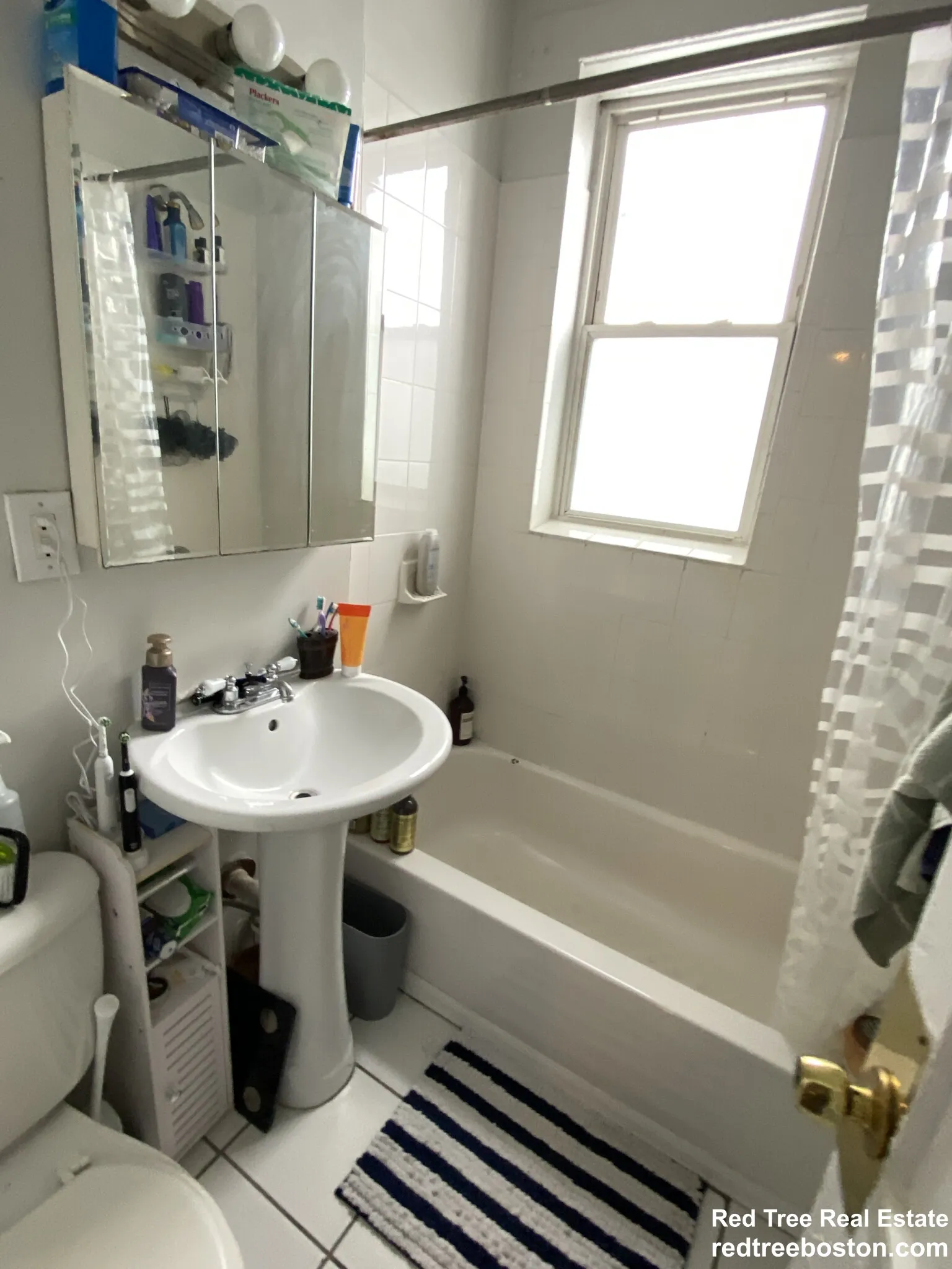 3 bed, 1 bath apartment for rent at 45 Ashford St Unit 9, Allston — photo 8 of 16