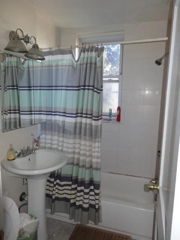 3 bed, 1 bath apartment for rent at 45 Ashford St Unit 9, Allston — photo 15 of 16