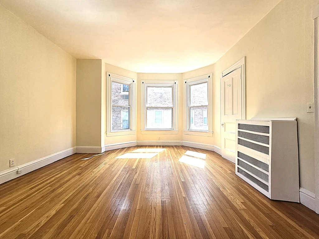2 bed, 1 bath apartment for rent at 45 Auburn Unit 2, Coolidge Corner — photo 9 of 13