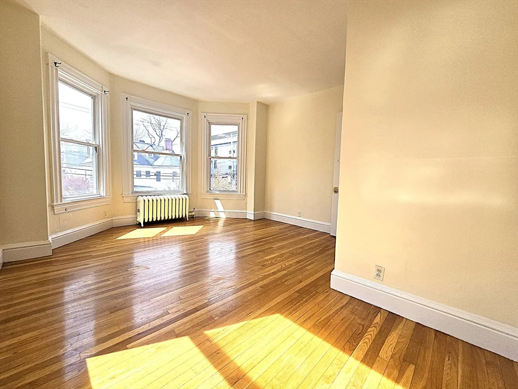 2 bed, 1 bath apartment for rent at 45 Auburn Unit 2, Coolidge Corner — photo 8 of 13