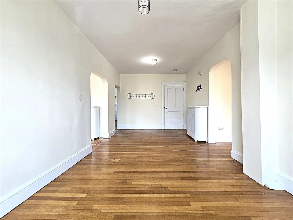 2 bed, 1 bath apartment for rent at 45 Auburn Unit 2, Coolidge Corner — photo 4 of 13