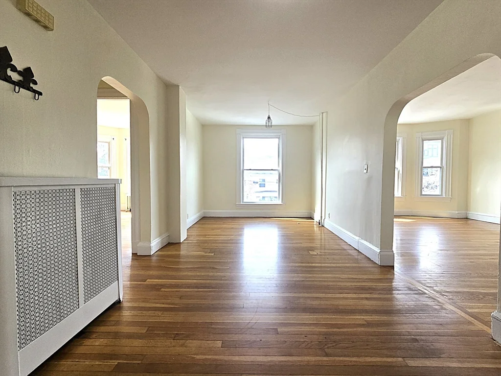 2 bed, 1 bath apartment for rent at 45 Auburn Unit 2, Coolidge Corner — photo 5 of 13