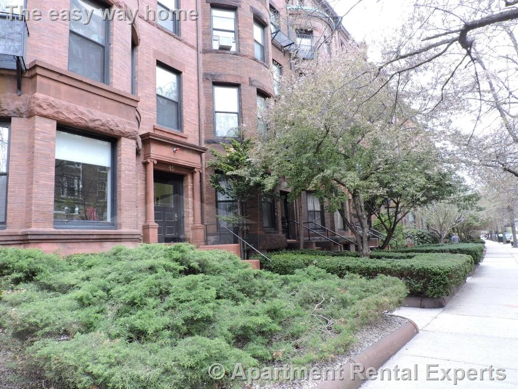 1 bed, 1 bath apartment for rent at 45 Bay State Rd Unit 1F, Back Bay — photo 6 of 7