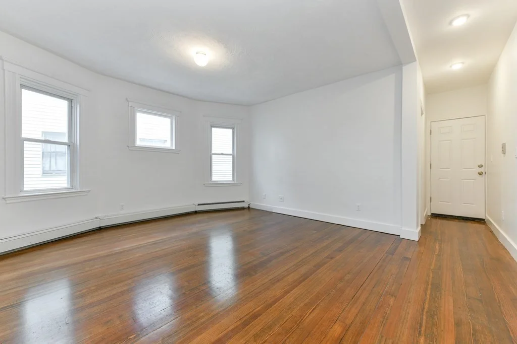 3 bed, 2 bath apartment for rent at 45 Beech Glen St Unit 2, Roxbury — photo 3 of 23